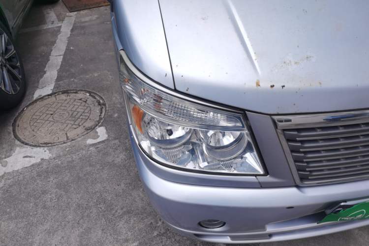 Used Soueast Delica 2014 2.0L Fashion Edition Right Front Headlight