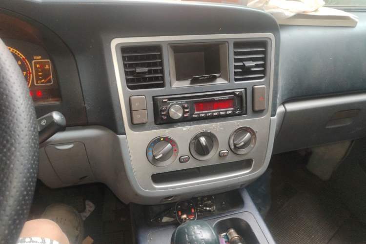 Used Soueast Delica 2014 2.0L New Entrepreneur Pioneer Practical Edition Audio And AC Panel
