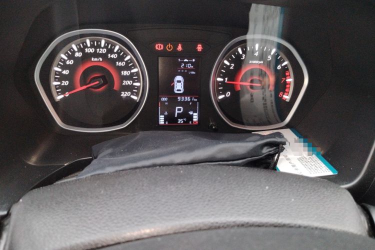 Used Soueast DX3 2018 1.5T CVT Flagship Edition Odometer Close Up