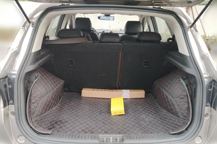 Used Soueast DX3 2018 1.5T CVT Flagship Edition Trunk