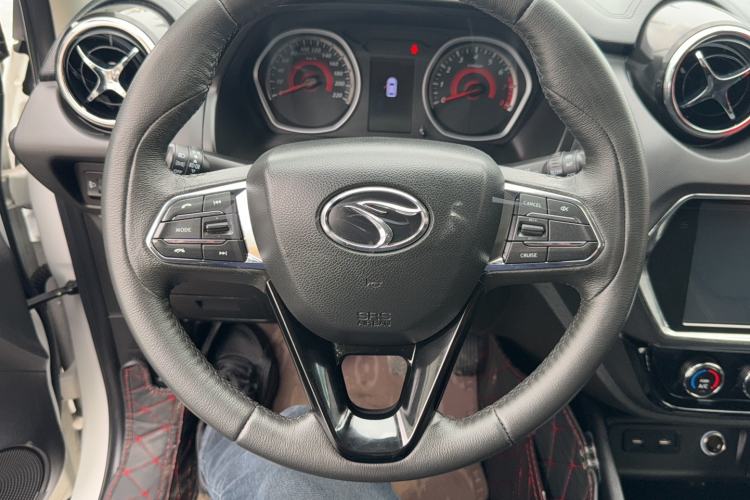 Used Soueast DX3 2019 1.5L Manual Luxury Model China V Standard Steering Wheel