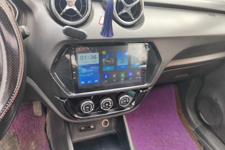 Used Soueast DX3 2016 1.5L Manual Luxury Edition Audio And AC Panel