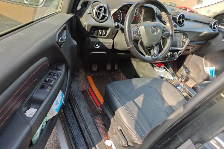 Used Soueast DX3 2016 1.5L Manual Luxury Edition Driver Seat