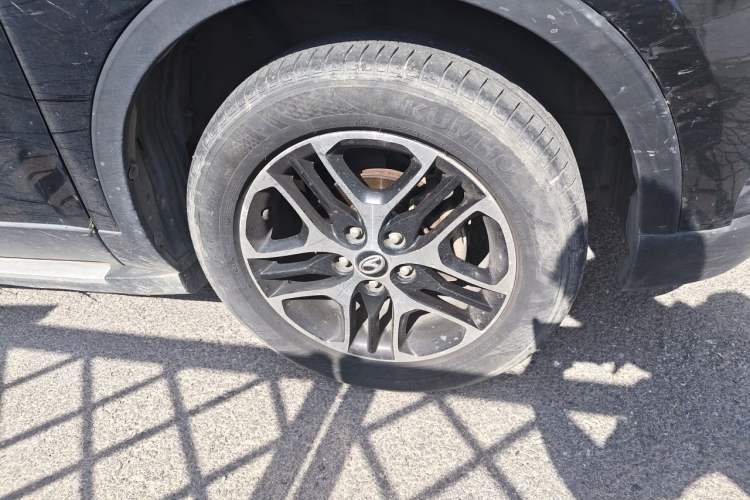 Used Soueast DX3 2016 1.5L Manual Luxury Edition Right Front Wheel Hub