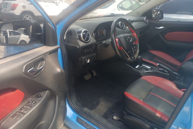 Used Soueast DX3 2016 1.5T CVT Flagship Model Driver Seat