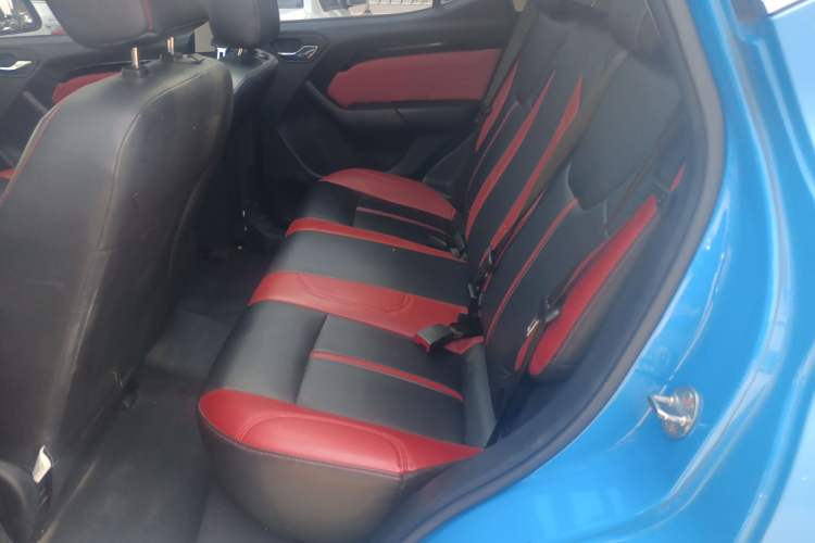 Used Soueast DX3 2016 1.5T CVT Flagship Model Left Rear Seat