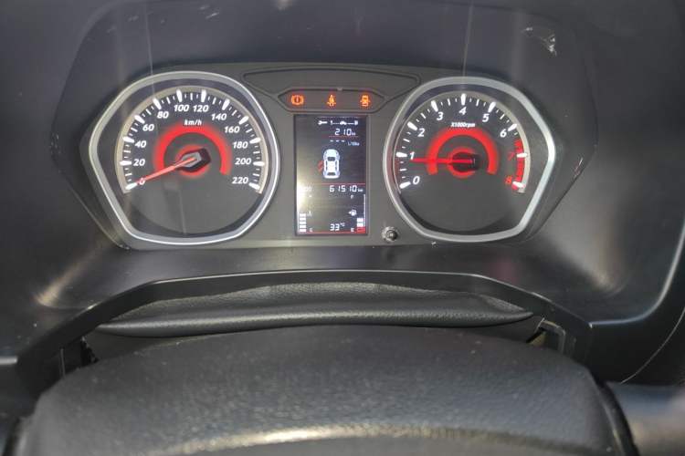 Used Soueast DX3 2016 1.5L Manual Luxury Edition Odometer Close Up