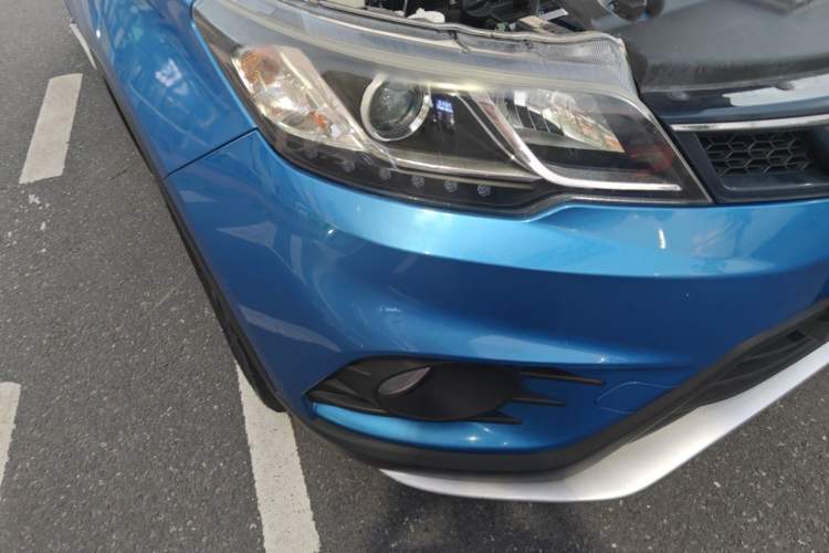 Used Soueast DX3 2016 1.5L Manual Luxury Edition Right Front Headlight