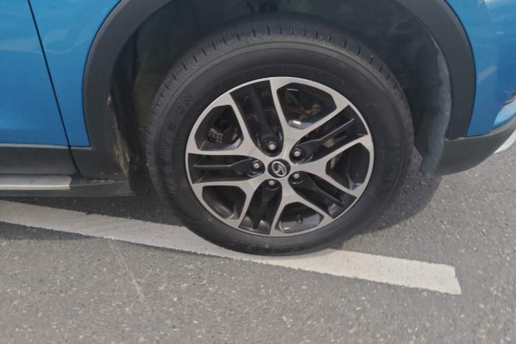 Used Soueast DX3 2016 1.5L Manual Luxury Edition Right Front Wheel Hub
