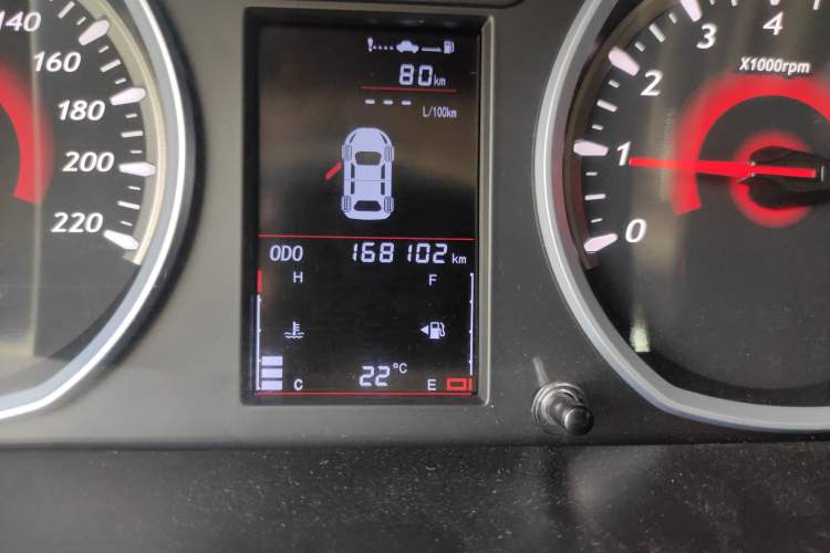 Used Soueast DX3 2016 1.5L Manual Flagship Version Odometer Close Up