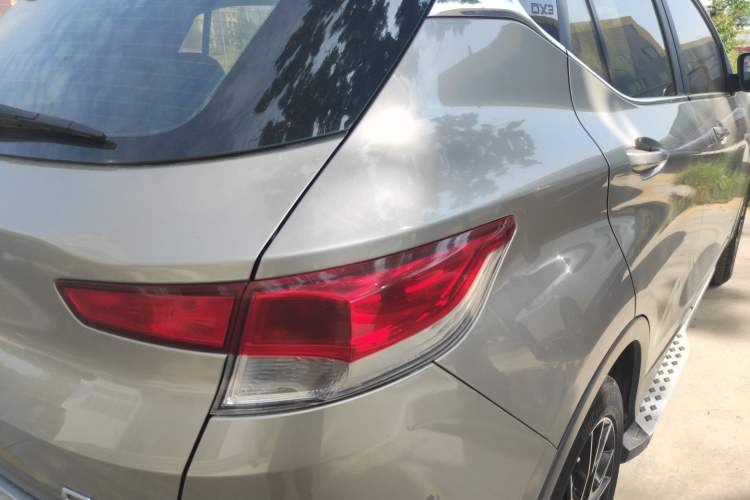 Used Soueast DX3 2016 1.5L Manual Flagship Version Right Rear Taillight