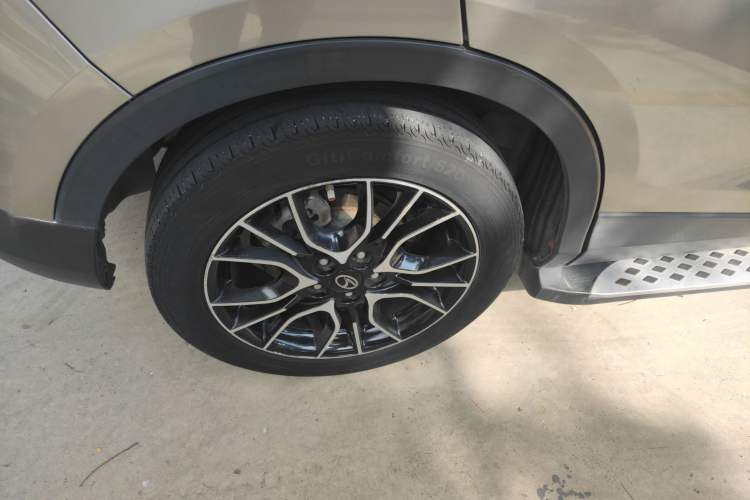 Used Soueast DX3 2016 1.5L Manual Flagship Version Right Rear Wheel Hub