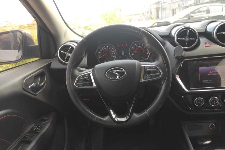 Used Soueast DX3 2016 1.5L Manual Flagship Version Steering Wheel