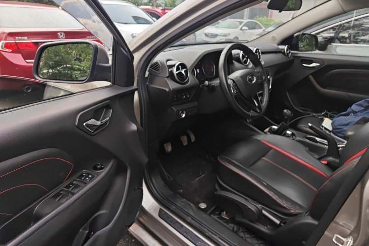 Used Soueast DX3 2016 1.5L Manual Luxury Edition Driver Seat