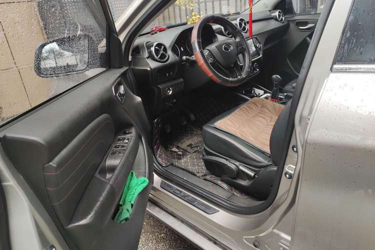 Used Soueast DX3 2016 1.5L Manual Luxury Edition Driver Seat