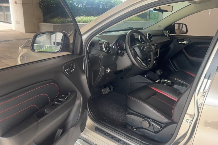 Used Soueast DX3 2016 1.5T CVT Flagship Model Driver Seat