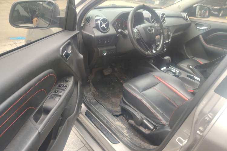 Used Soueast DX3 2016 1.5T CVT Prestige Edition Driver Seat
