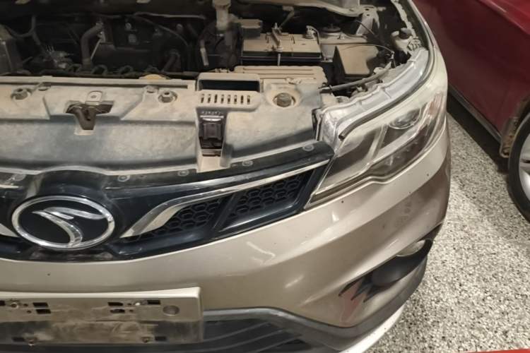 Used Soueast DX3 2016 1.5L Manual Luxury Edition Engine Bay Left