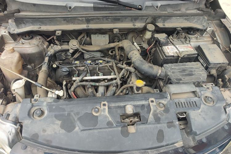 Used Soueast DX3 2016 1.5T CVT Flagship Model Engine Bay