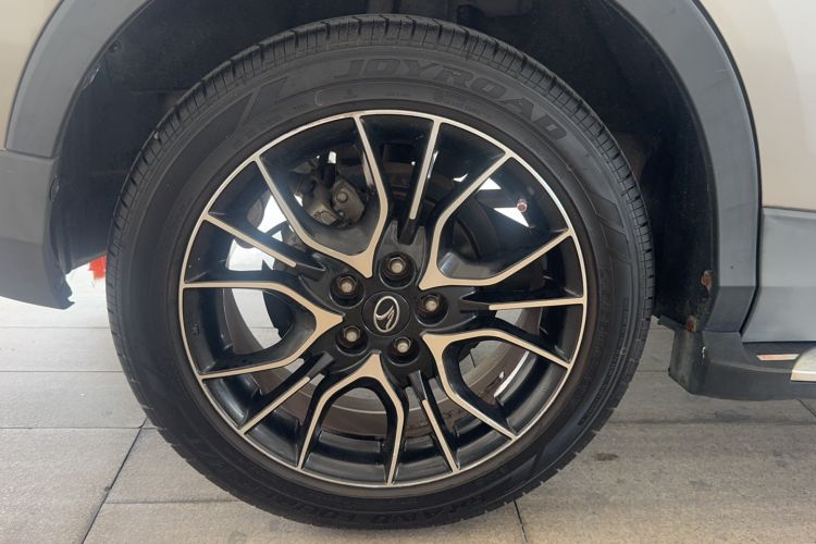 Used Soueast DX3 2016 1.5T CVT Flagship Model Exterior 2