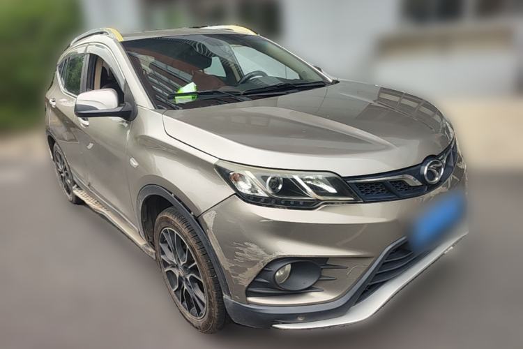 Used Soueast DX3 2016 1.5T CVT Flagship Model Front Right 45 Deg
