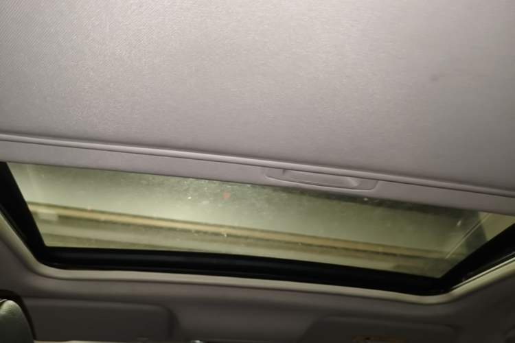 Used Soueast DX3 2016 1.5L Manual Luxury Edition Headliner