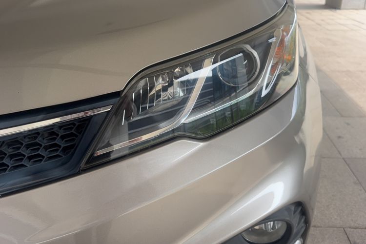 Used Soueast DX3 2016 1.5T CVT Flagship Model Left Front Headlight