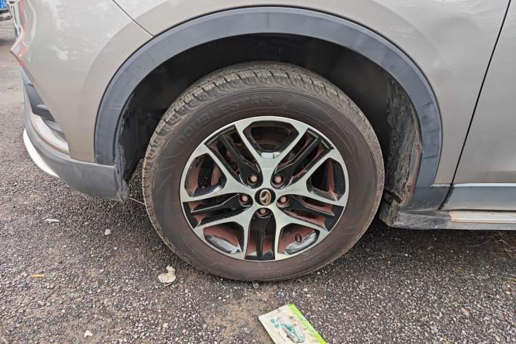 Used Soueast DX3 2016 1.5L Manual Luxury Edition Left Front Wheel Hub