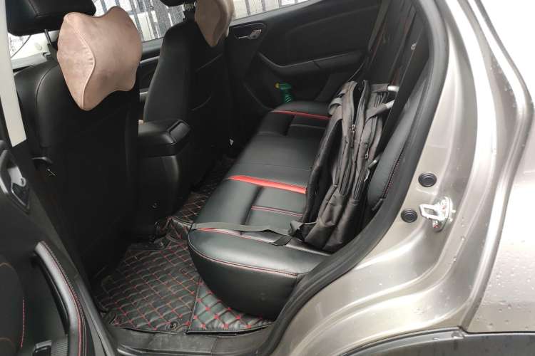 Used Soueast DX3 2016 1.5L Manual Luxury Edition Left Rear Seat