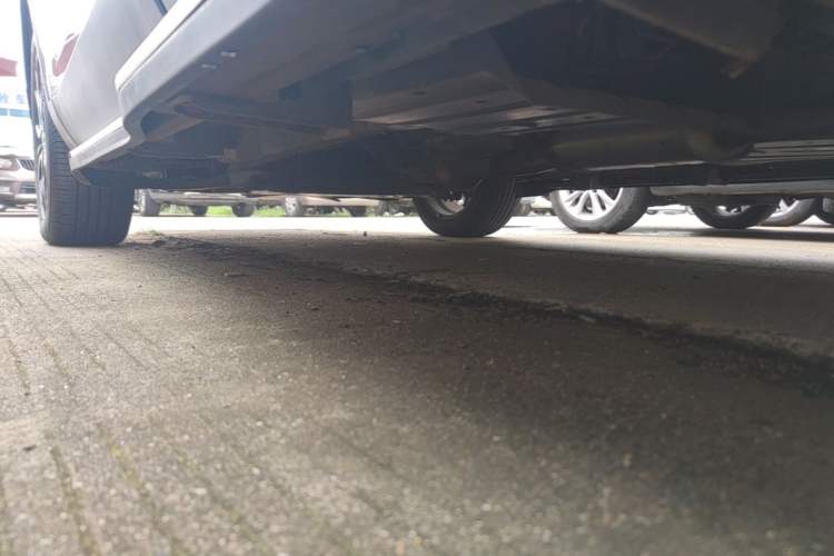 Used Soueast DX3 2016 1.5T CVT Flagship Model Left Side Sill