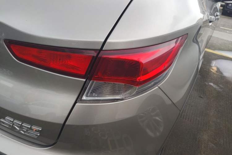 Used Soueast DX3 2016 1.5T CVT Flagship Model Right Rear Taillight