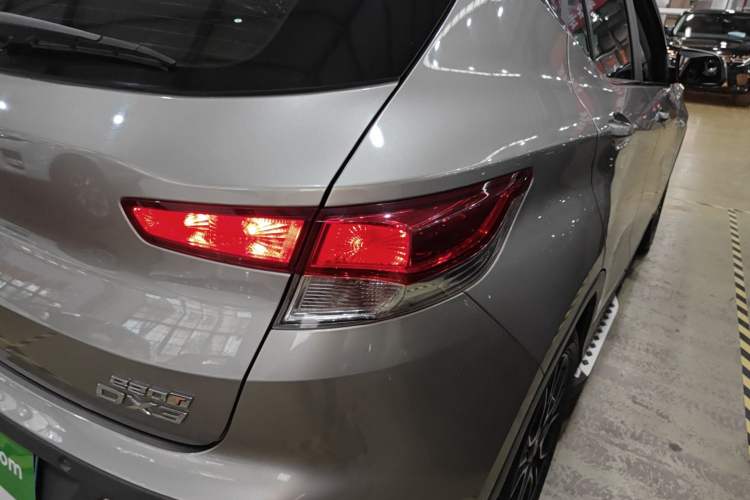 Used Soueast DX3 2016 1.5T CVT Flagship Model Right Rear Taillight