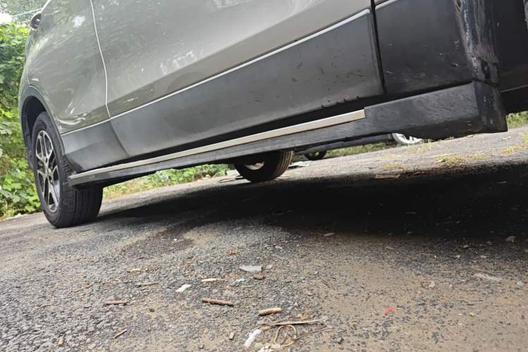 Used Soueast DX3 2016 1.5L Manual Luxury Edition Right Side Sill