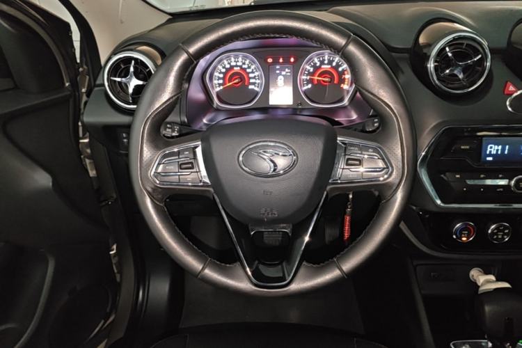 Used Soueast DX3 2016 1.5T CVT Luxury Model Steering Wheel