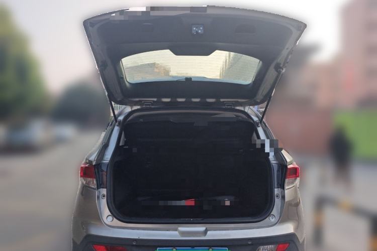 Used Soueast DX3 2016 1.5T CVT Prestige Edition Trunk