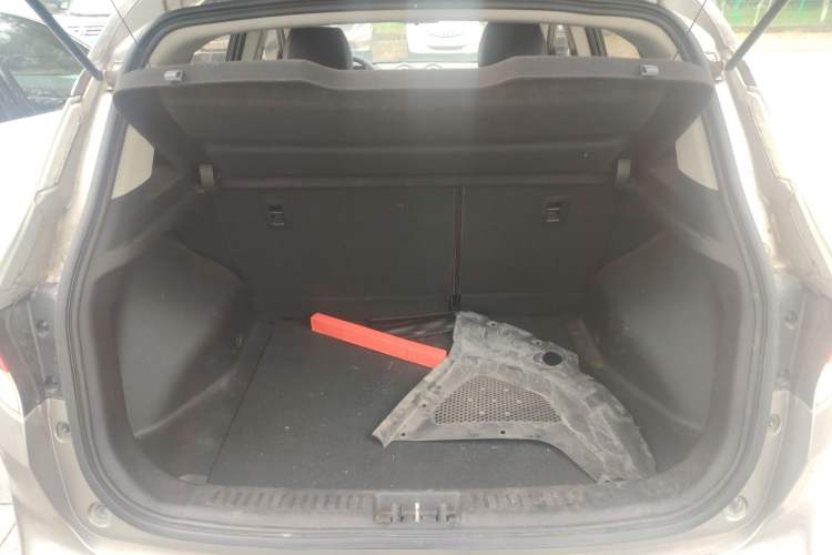 Used Soueast DX3 2016 1.5T CVT Prestige Edition Trunk