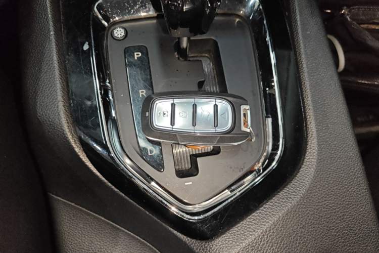 Used Soueast DX3 2016 1.5T CVT Flagship Model Vehicle Key