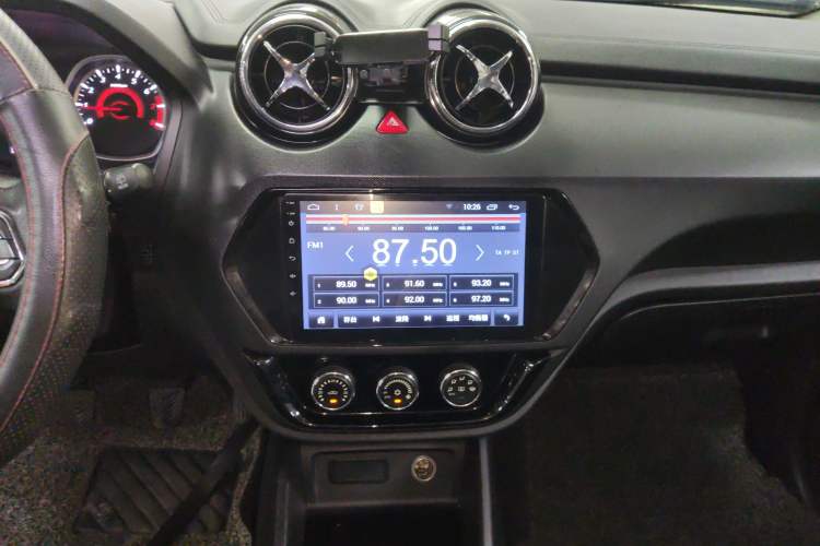 Used Soueast DX3 2016 1.5L Manual Luxury Edition Audio And AC Panel