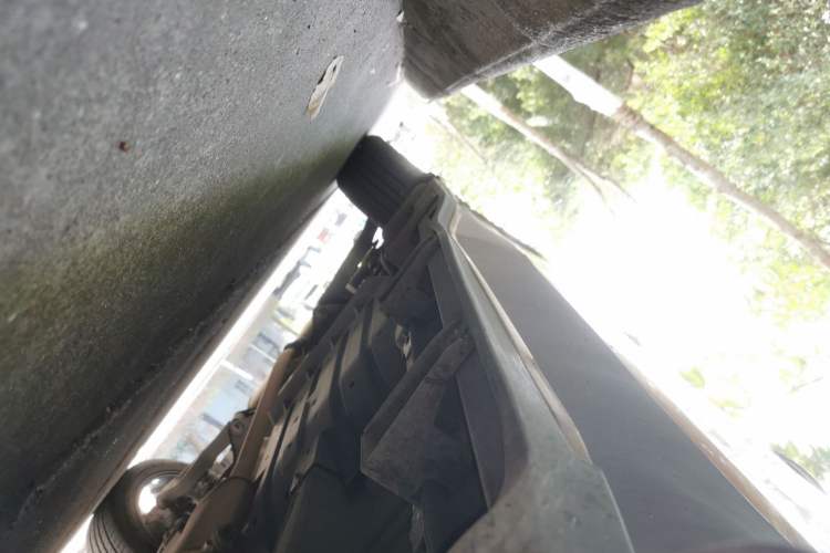Used Soueast DX3 2016 1.5T CVT Flagship Model Chassis Front Right