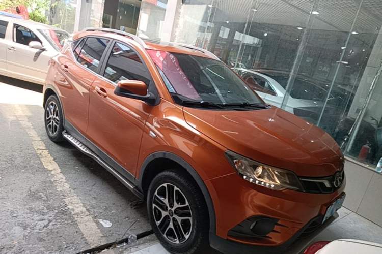 Used Soueast DX3 2016 1.5L Manual Luxury Edition Front Right 45 Deg