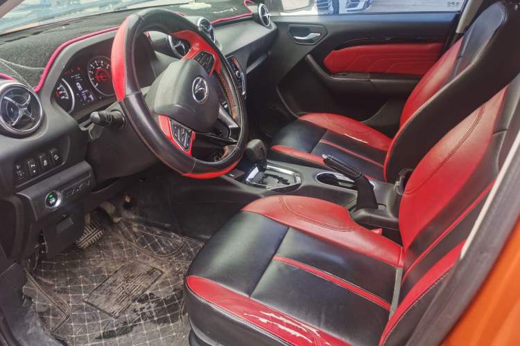 Used Soueast DX3 2016 1.5T CVT Jingcai Edition Interior 4