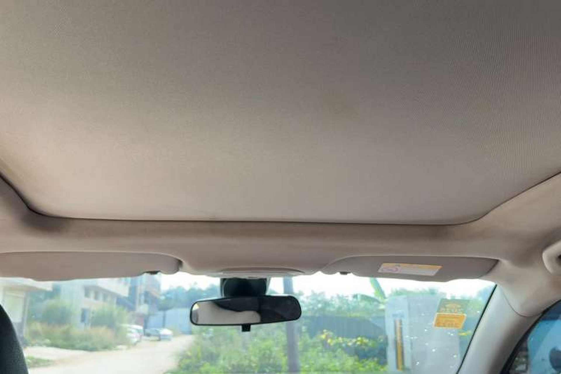 Used Soueast DX3 2016 1.5T CVT Flagship Model Interior 4