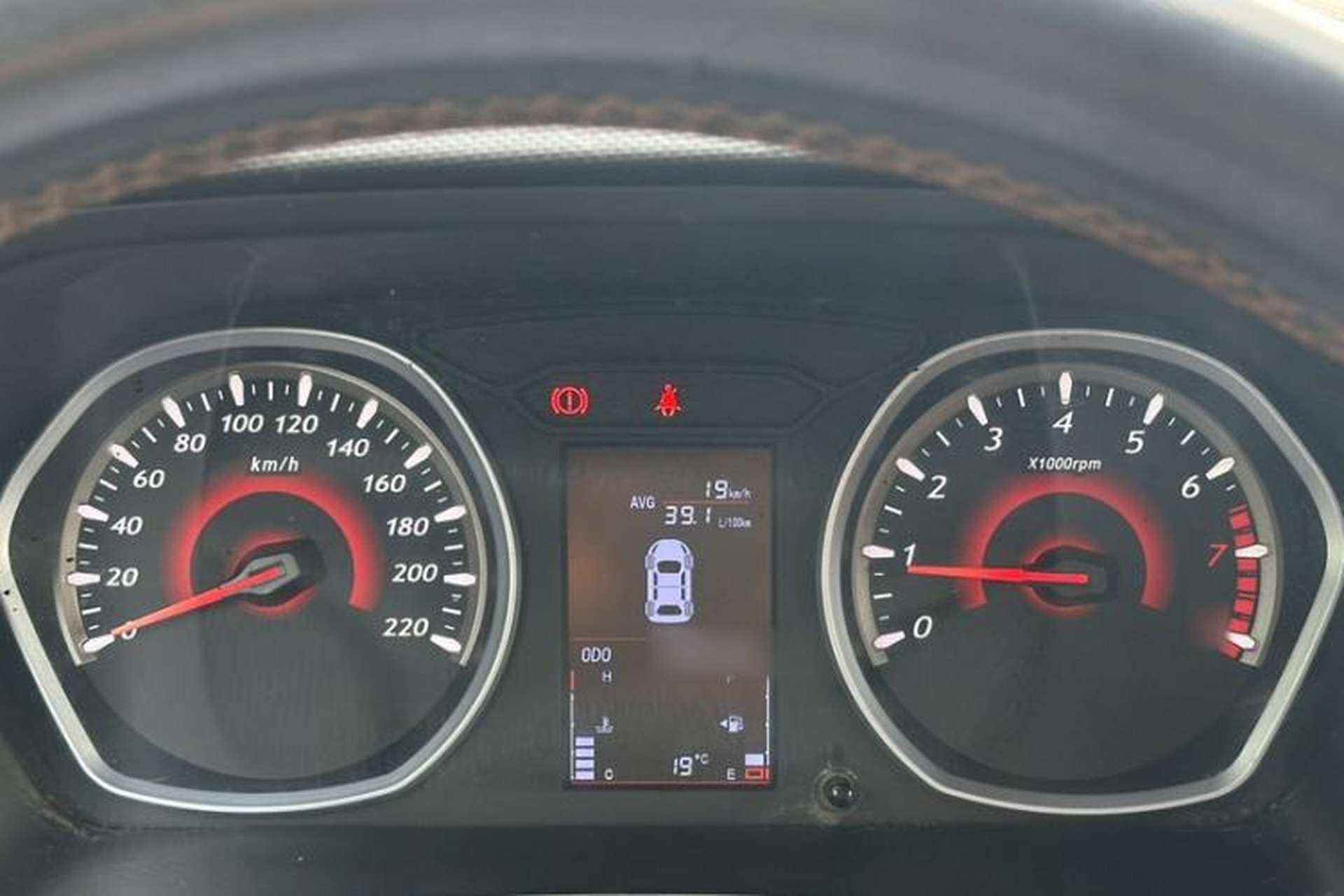 Used Soueast DX3 2016 1.5L Manual Luxury Edition Interior 6
