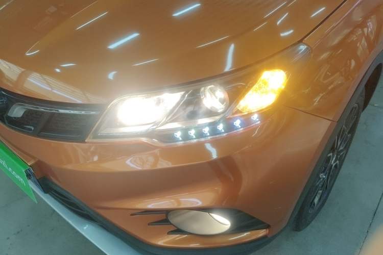 Used Soueast DX3 2016 1.5T CVT Flagship Model Left Front Headlight