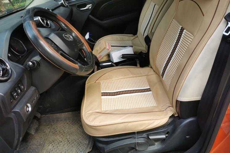 Used Soueast DX3 2016 1.5T CVT Flagship Model Left Front Seat