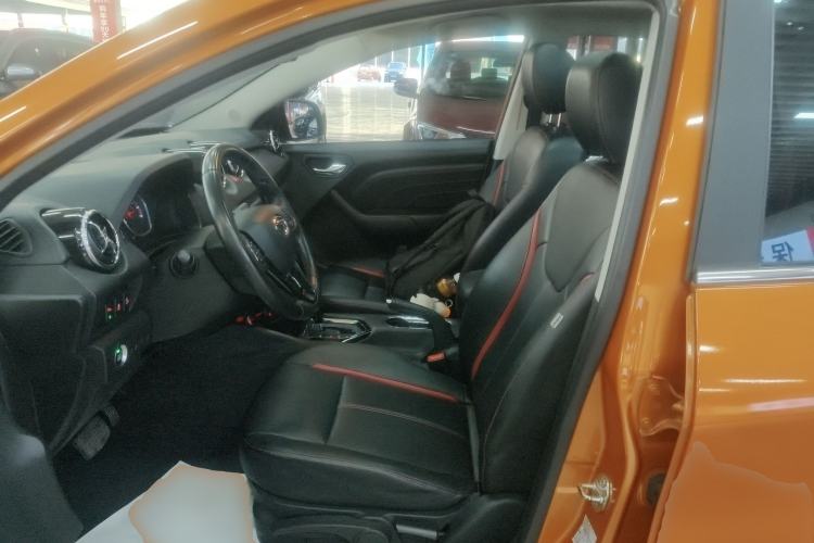 Used Soueast DX3 2016 1.5T CVT Flagship Model Left Front Seat