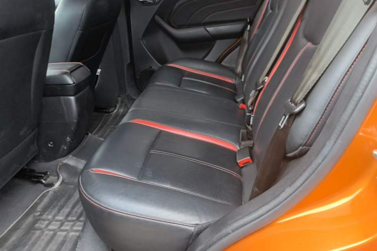 Used Soueast DX3 2016 1.5T CVT Flagship Model Left Rear Seat