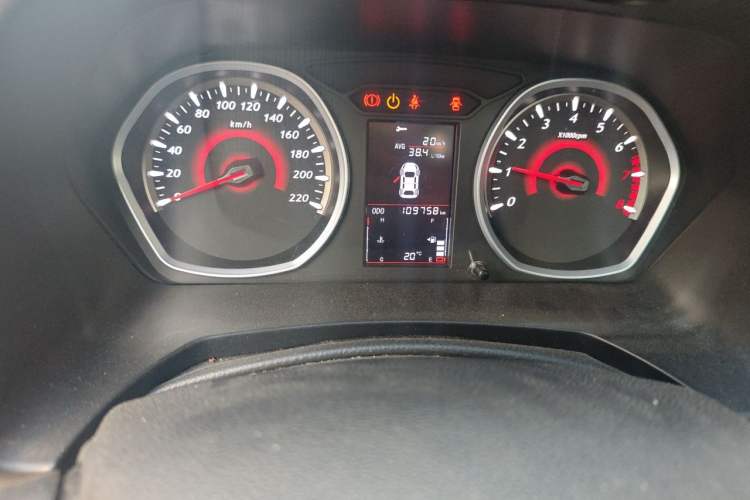 Used Soueast DX3 2016 1.5L Manual Flagship Version Odometer Close Up