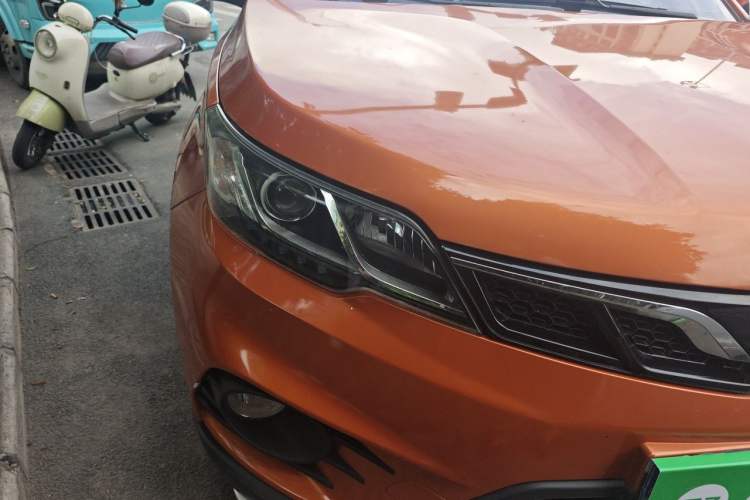 Used Soueast DX3 2016 1.5L Manual Flagship Version Right Front Headlight