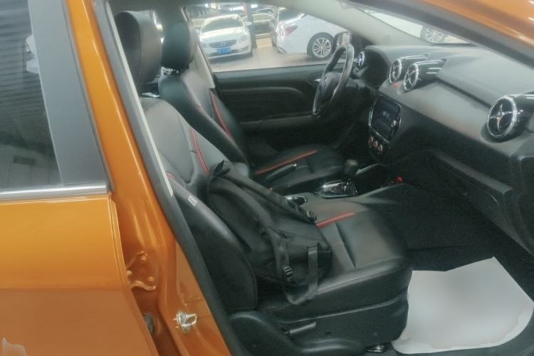 Used Soueast DX3 2016 1.5T CVT Flagship Model Right Front Seat